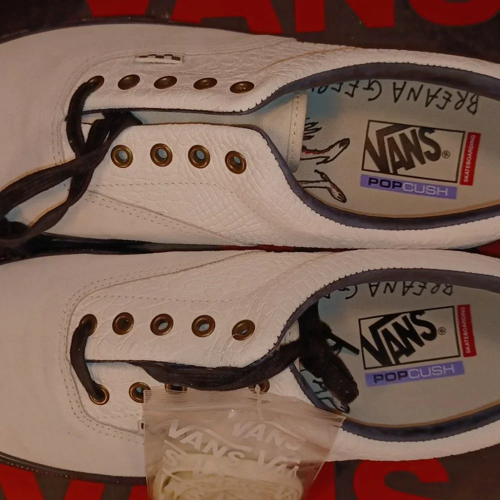 Vans Men's 3.5/Women's 5 Skate Era Breana Geering Marshmallow Black VN0A5FC93LB